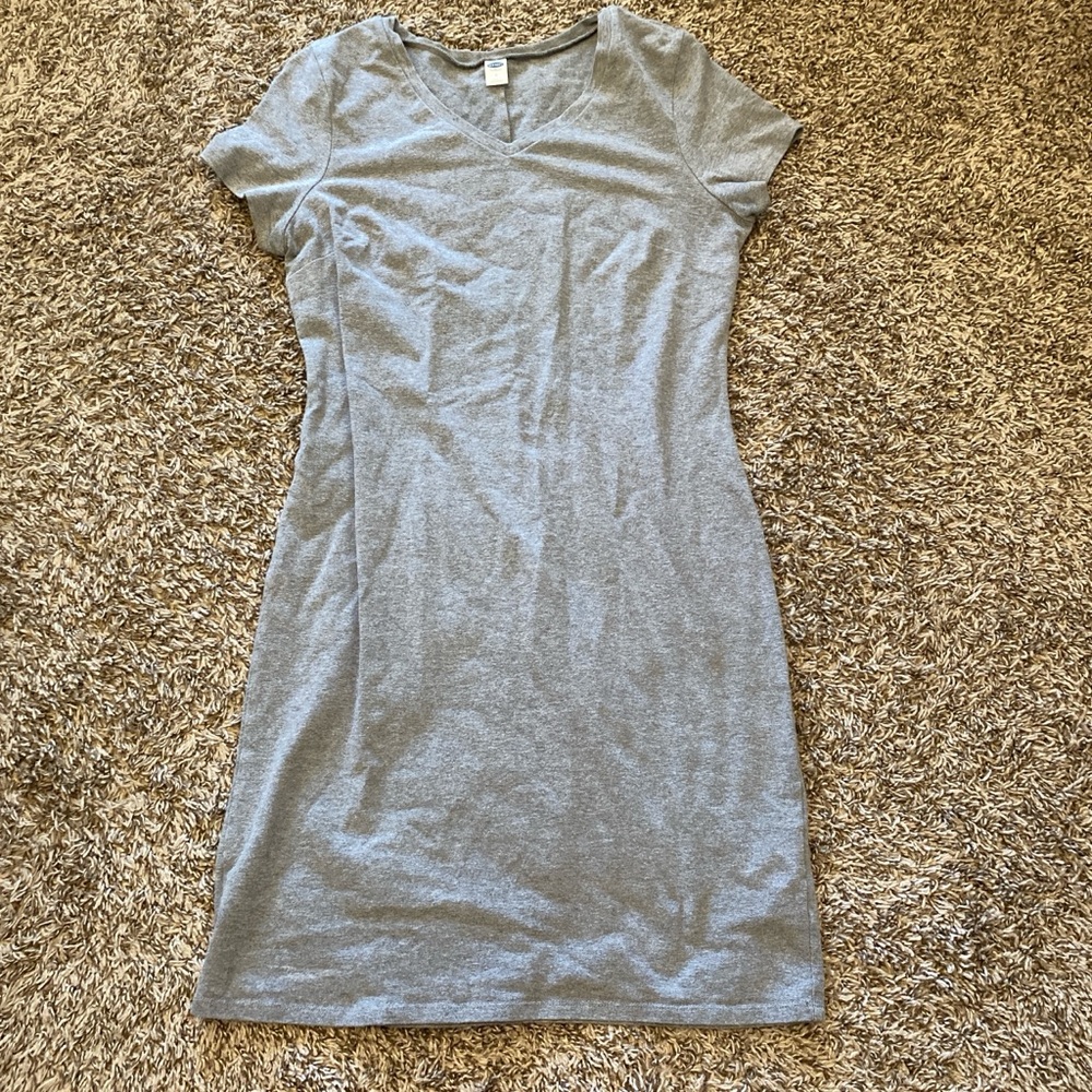 Old Navy Heather Gray V-Neck Top